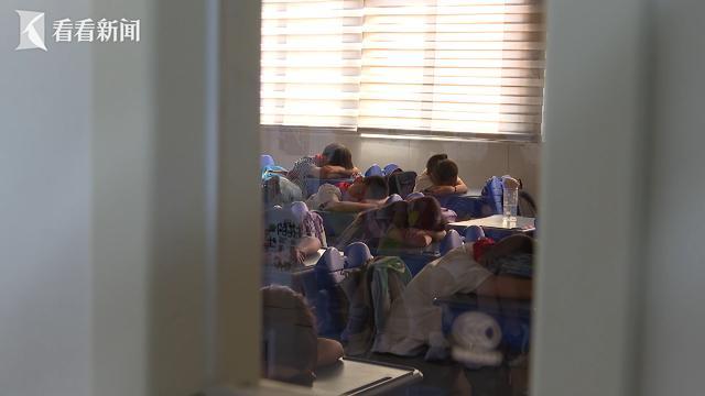 进化”进行时：从“趴睡”到“躺睡”尊龙凯时ag旗舰厅网站校园午休“(图8)